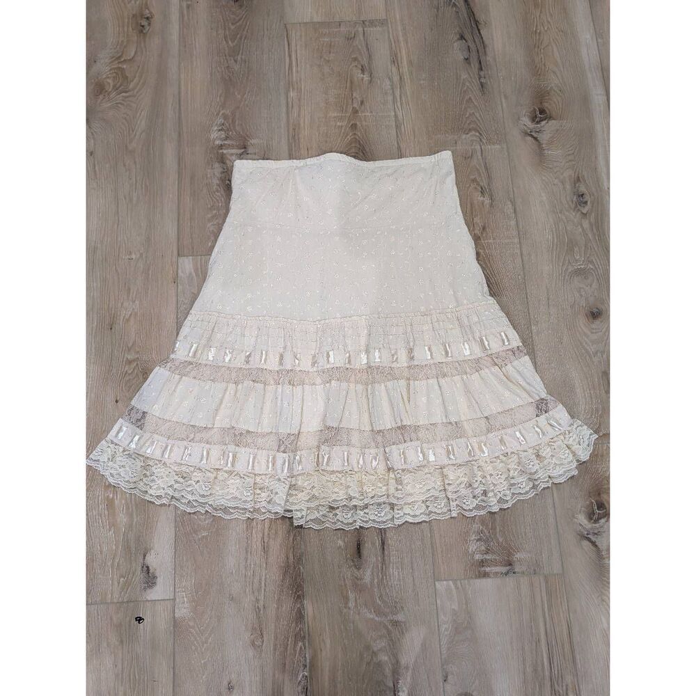 Motherhood Maternity Prairie Skirt Medium Floaty Eyelet Lace Boho Hippie Ivory